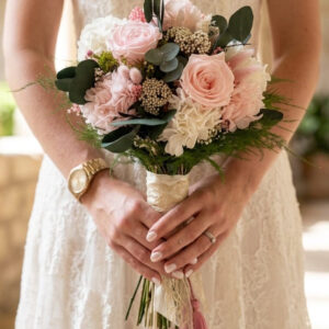 Ramo de novia rosas preservadas